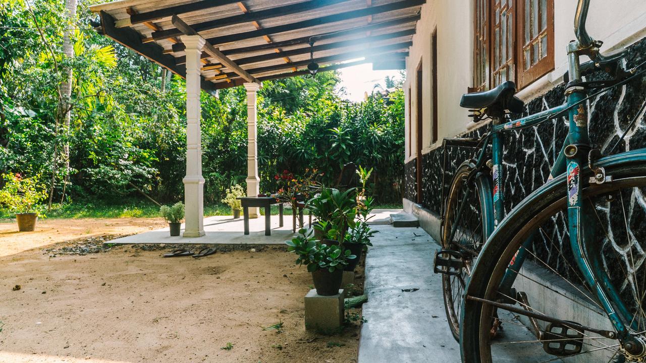 New Sam Tourist Inn Weligama Εξωτερικό φωτογραφία